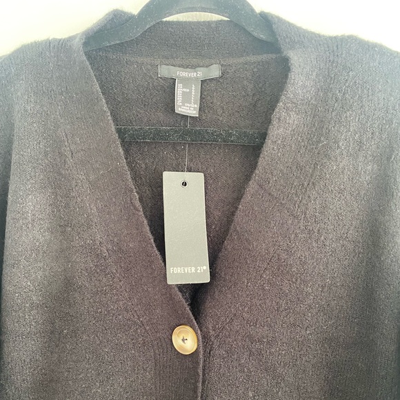 Brand New Forever 21 Cropped Sweater - Picture 5 of 5